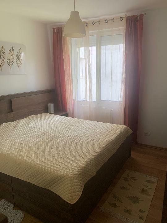 Inchiriez - 3 camere - renovat recent - anvelopat . - Poză 3