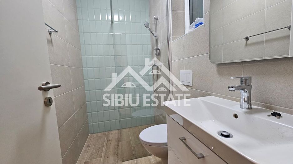 Casa de inchiriat, 4 camere, 2 bai, Sibiu Calea Cisnadiei - Poză 6