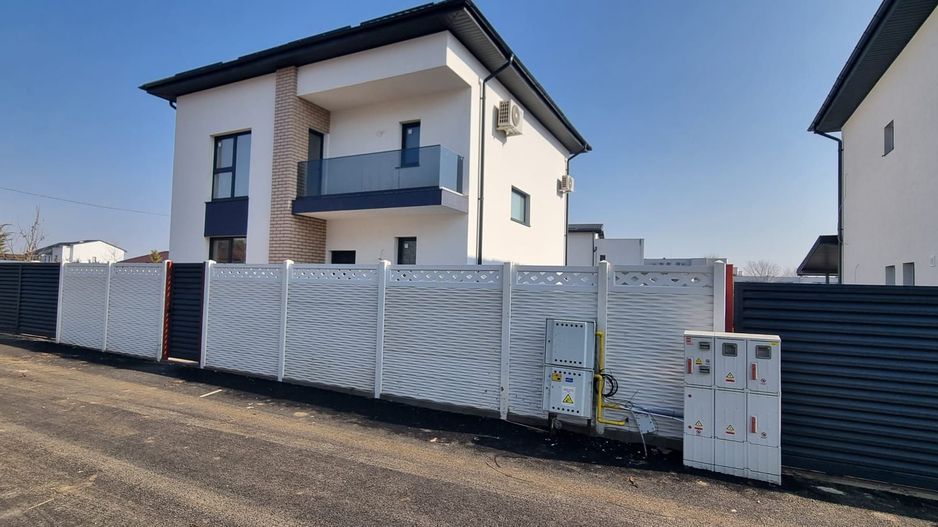 Vilă Individuală cu 700 mp Teren și Mansardă Amenajată - Poză 3