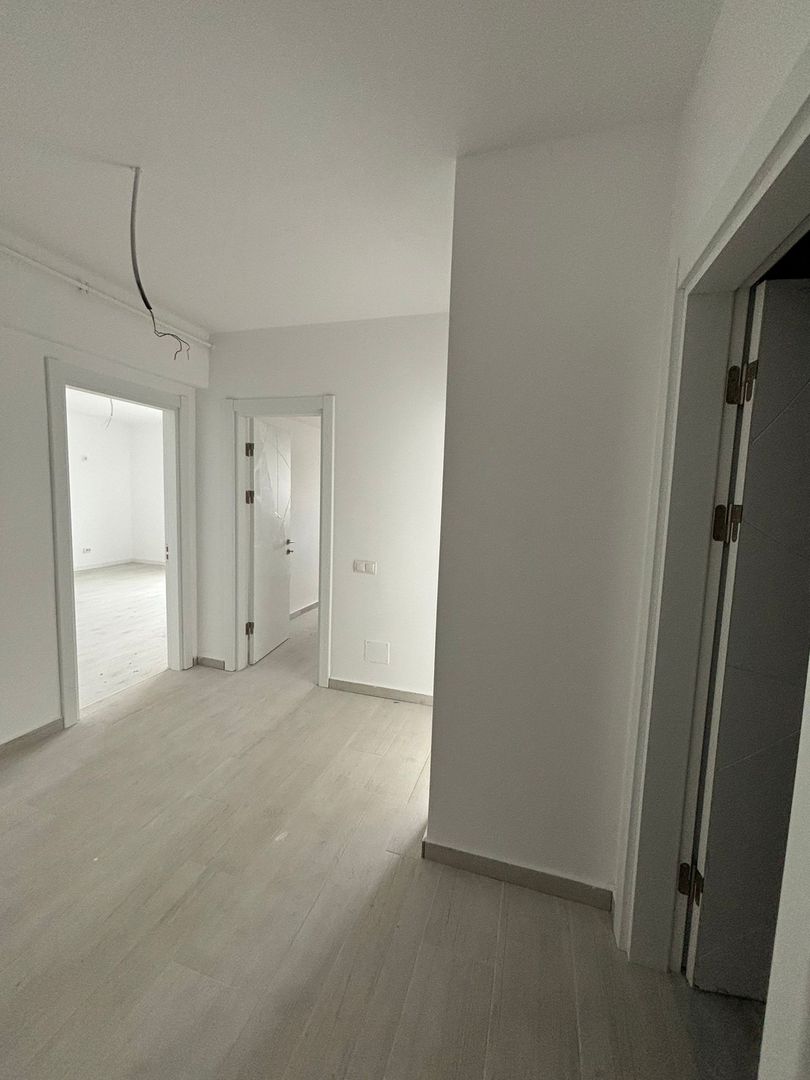 APARTAMENT 3 CAMERE POZITIE IDEALA LANGA METROU TECLU - Poză 3