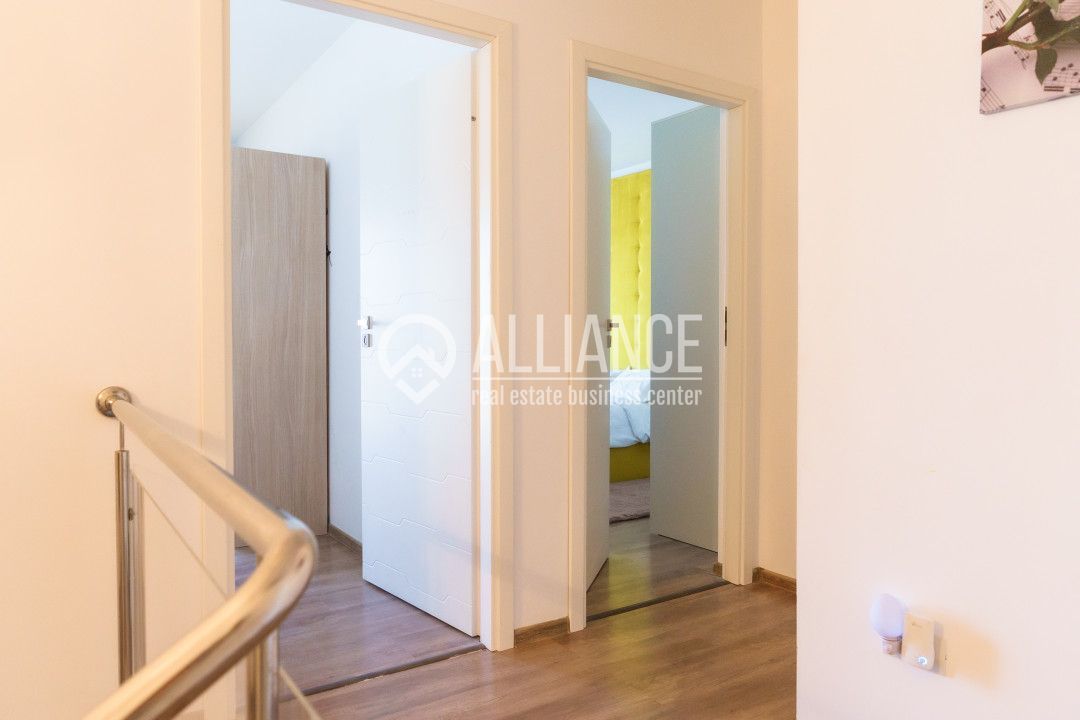 PALAZU MARE -  Vila Duplex cu 4 Camere, Panorama Superba si Curte Amenajata - Poză 38