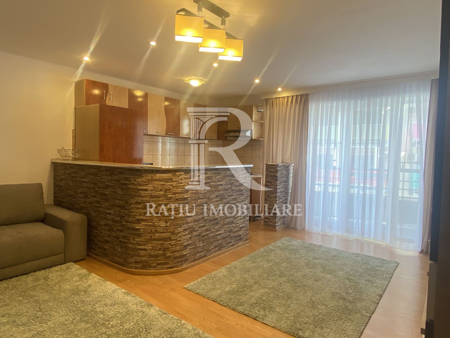 Apartament cu 2 camere | Nufarul Plazza | Oradea - Poză 1