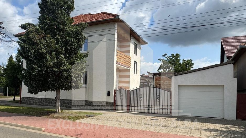 Casa individuala | 120 mp | 190 mp teren | Cetate - Poză 1
