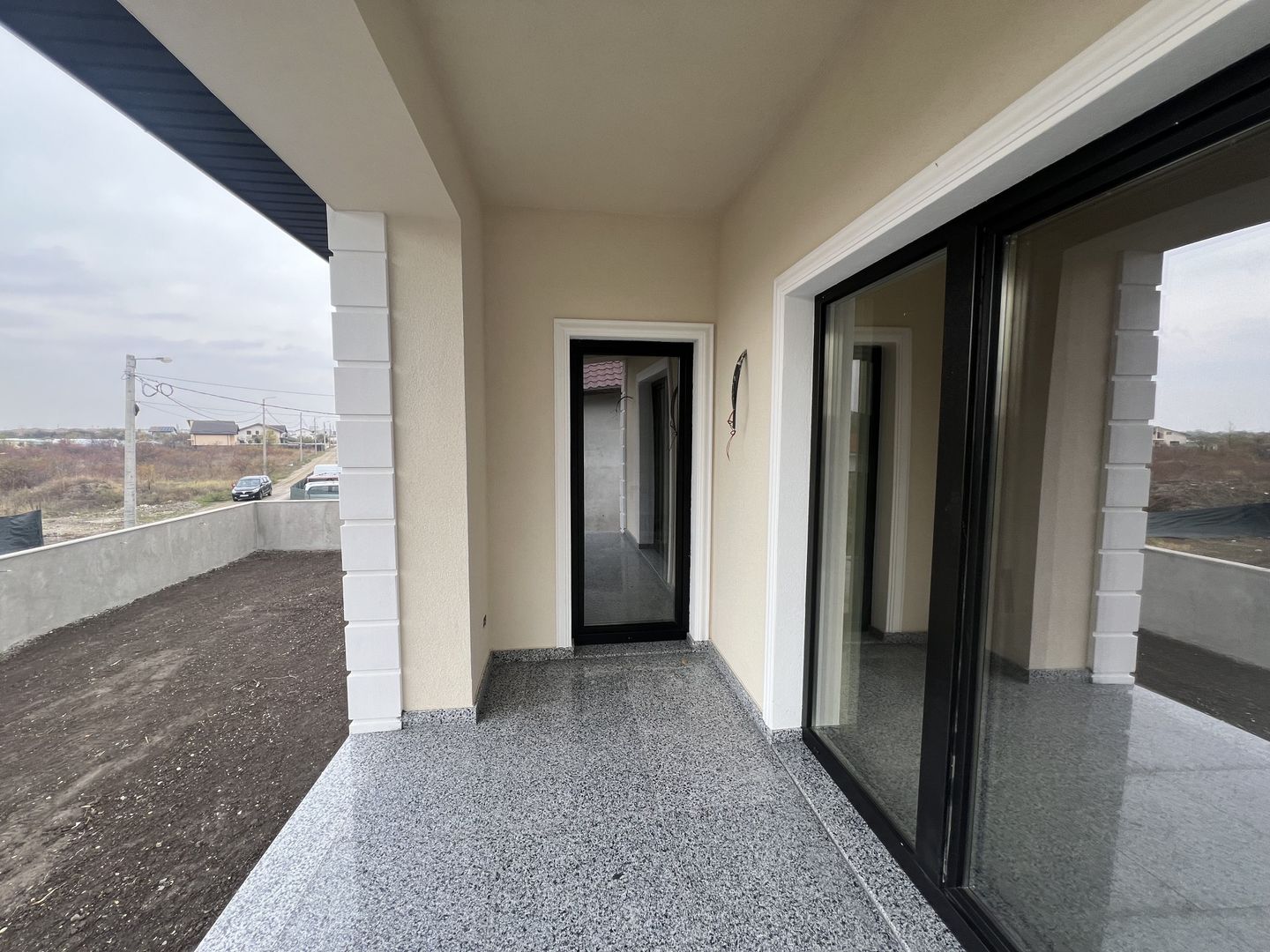 VILA LUX OTOPENI | FERME - Poză 11