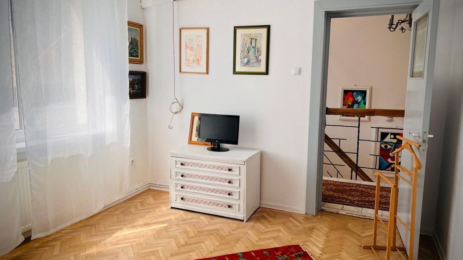 Casa tip Duplex P+1E + demisol + garaj | Zonă centrală | 432 mp teren - Poză 11