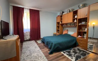 Vilă P+M cu teren de 4.200 mp + Garaj - Onești - Poză 12
