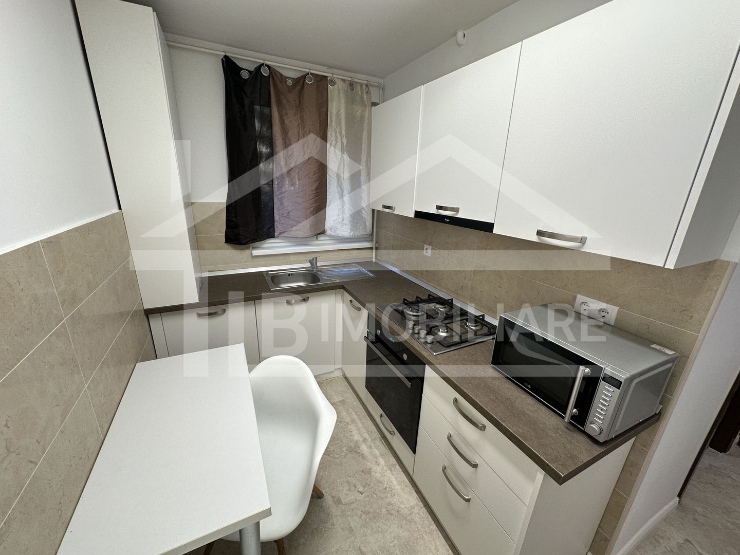 Apartament cu 2 camere, 45mp, Zona UMFST - Poză 5