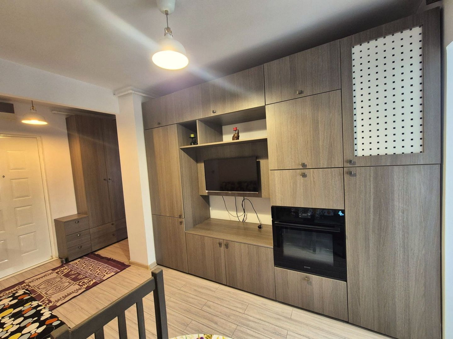 Exclusivitate - Zona Spitalul Judetean, apartament renovat complet - Poză 10