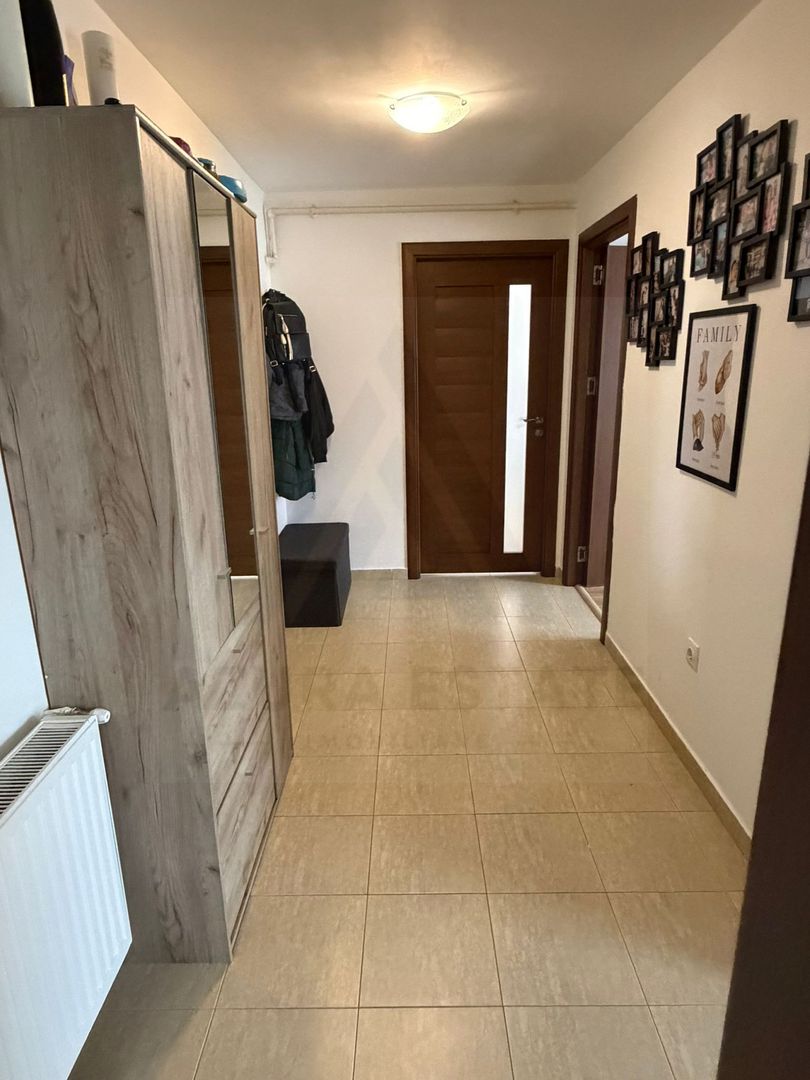 Apartament 2 camere etaj 2 cu 2 balcoane si parcare in Arhitectilor - Poză 3