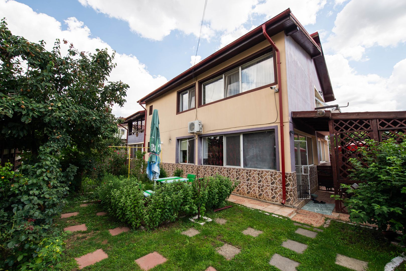 Casa Vila individuala spatioasa cu gradina de vanzare comuna Berceni - Poză 29
