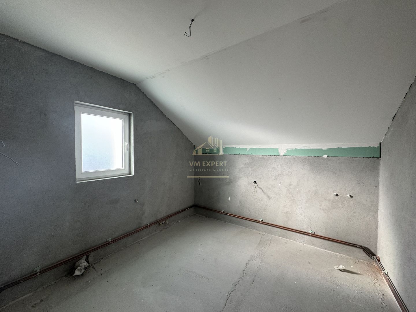 VILA 5 CAMERE,TEREN 560 MP, CAMPULUNG, ARGES - Poză 24