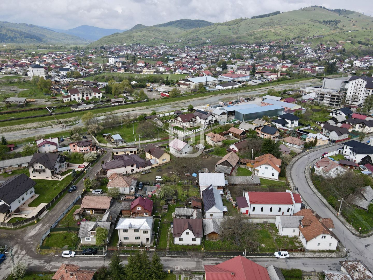 Casă în Gura Humorului, Ariniș | Refugiu în Stațiune Turistică - Poză 4