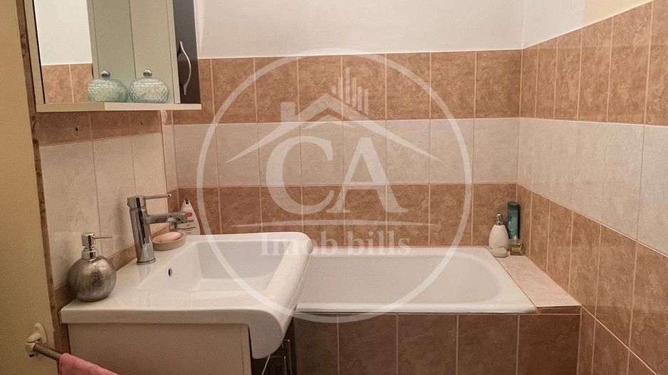 Apartament cu o cameră de vânzare in zona Rogerius, Oradea - Poză 6