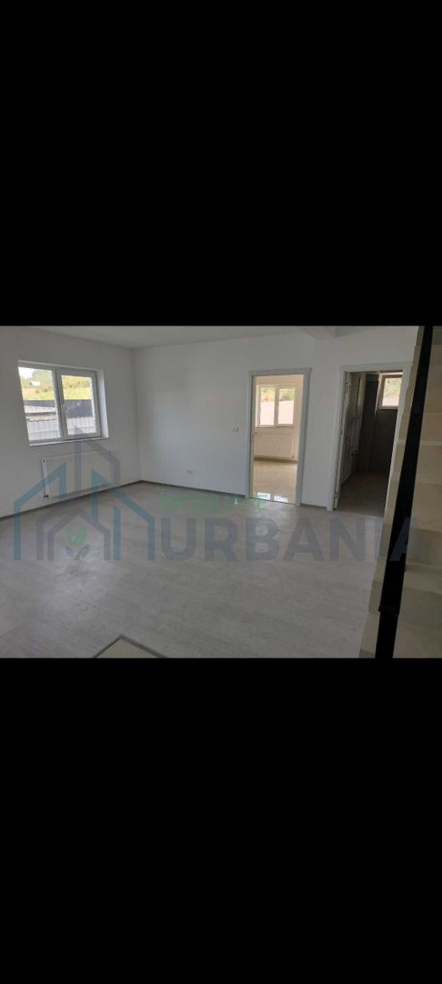 Vânzare 1/2 casă duplex, Visani, Iași - Poză 8