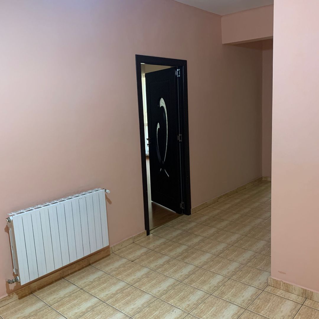 Apartament 2 camere de vanzare Cartier Latin - Poză 2