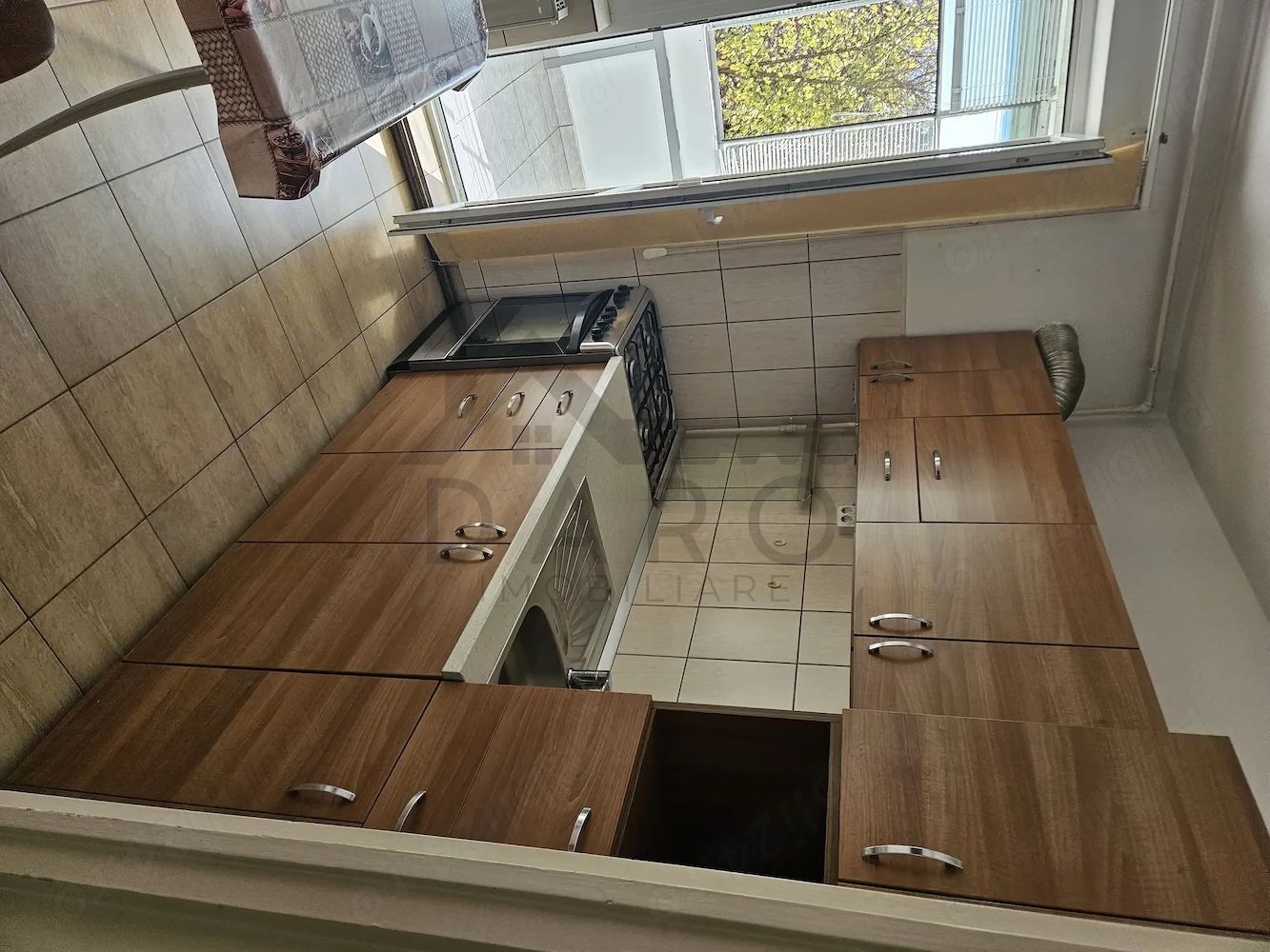 Vând ap. 2 camere Tudor-zona Pensiunea Europa, însorit, zona linistita+ Garaj - Poză 5