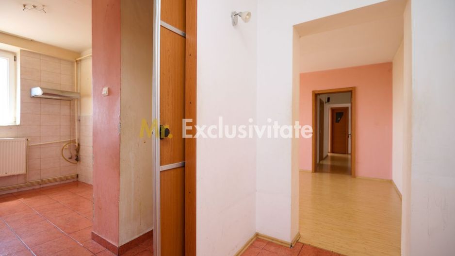 Apartament 4 Camere Decomandat | Craiovei | 3 Balcoane | Parcare - Poză 2