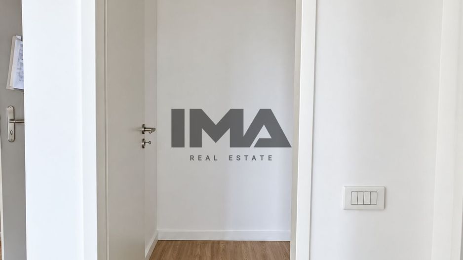 OPORTUNITATE! APARTAMENT 2 CAMERE, ETAJ INTERMEDIAR, ERA HEXAGON - Poză 3