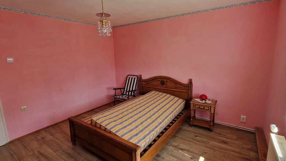 SE VINDE -proprietate cu posibilitati multiple în Fălticeni - Poză 8