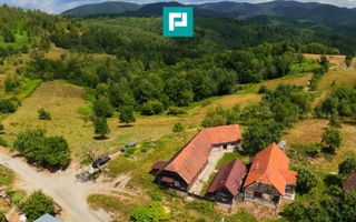 Casă de vacanță cu 2 corpuri si view în Dulcele - Poză 2