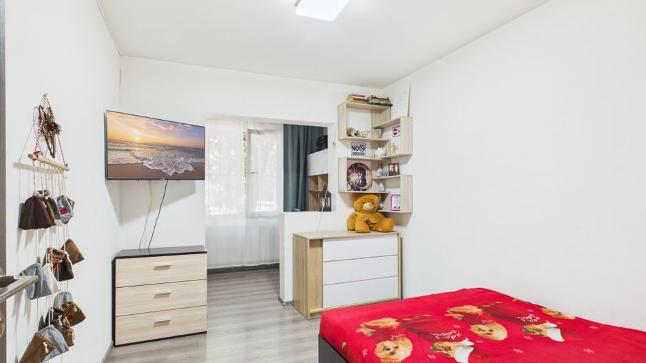 Apartament 4 camere decomandat | Parter | Metrou la 7 minute | - Poză 8
