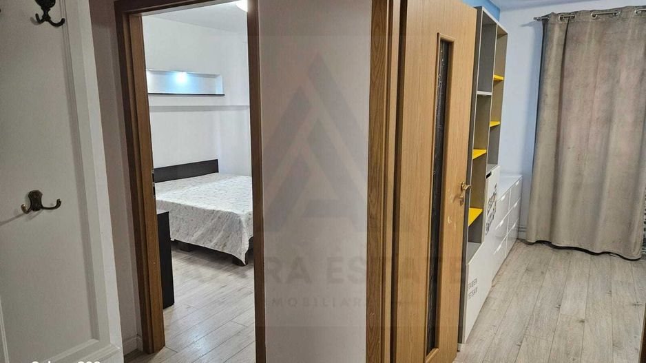 Apartament cochet cu 3 camere  Etaj 1  Lift  Vasile Aaron - Poză 7
