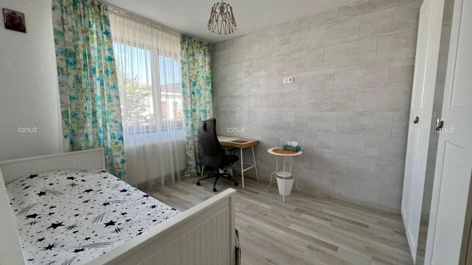 Oferim spre inchiriere casa/vila 4 camere - Poză 14