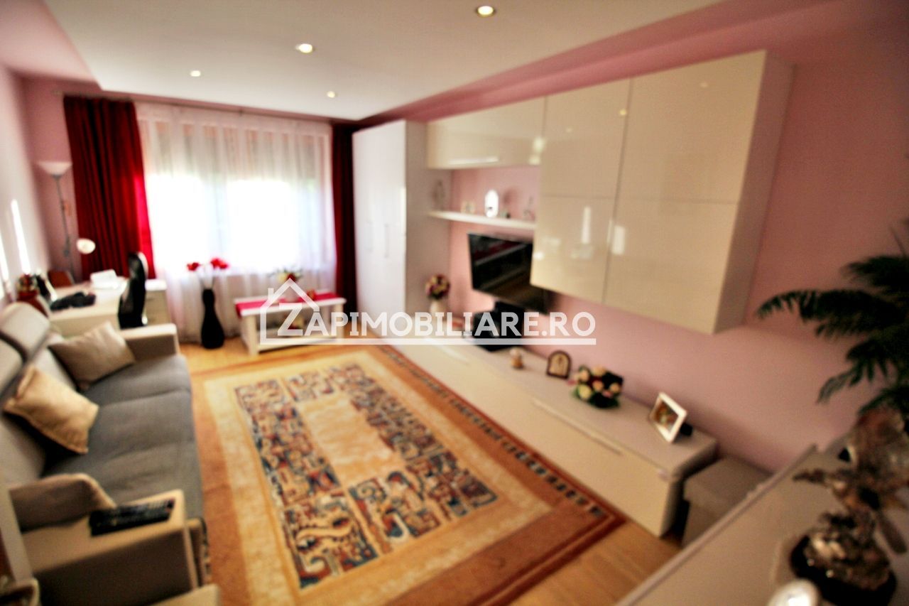 Apartament 3 camere,2 bai,74 mp utili,et 3 - Poză 21