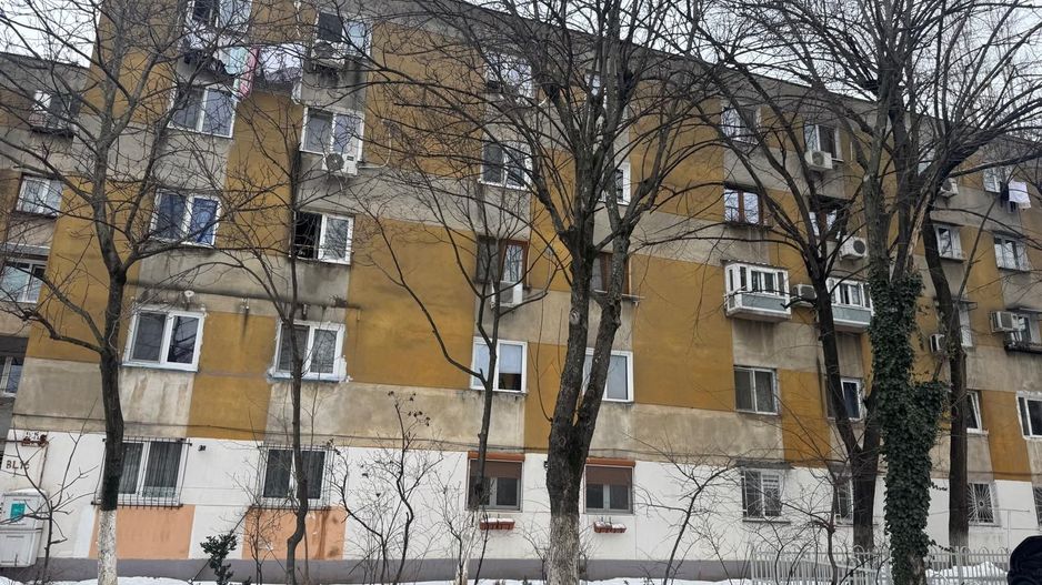 2 Camere cu Potențial Mare, Aleea Pricopan - Poză 1