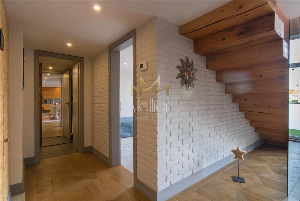 ?** Apartament superb pe doua niveluri Ultrafinisat Semicentral ** - Poză 17