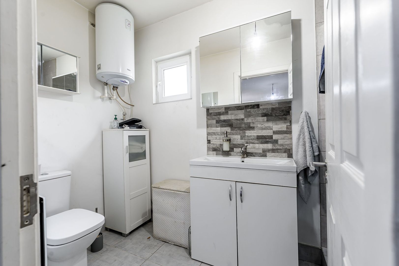 VANDUT! Casa 3 camere P+M în Munar, la 25 km de Arad - COMISION 0% - Poză 5