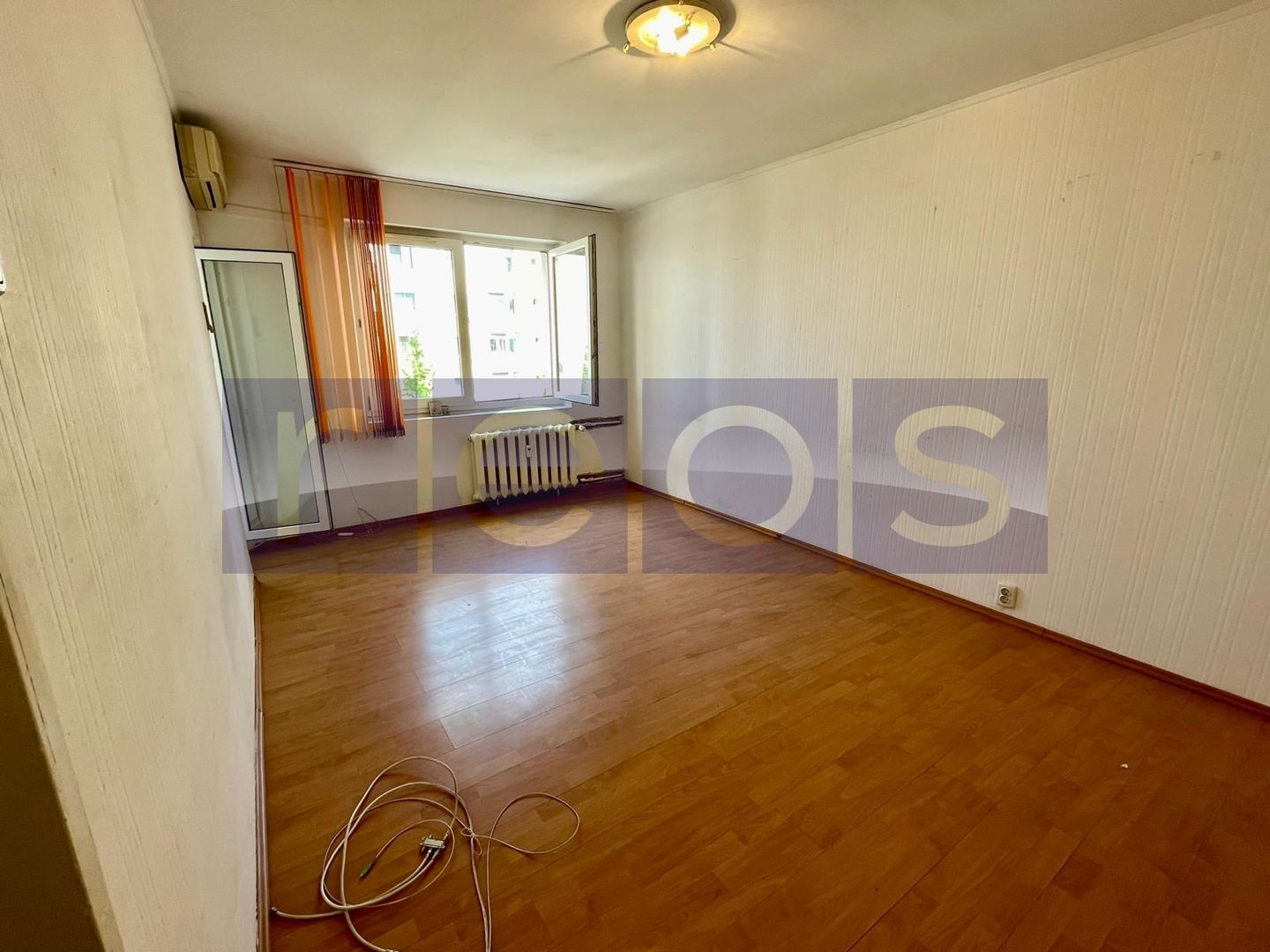 VANZARE APARTAMENT 2 CAMERE 50MP DRISTOR DECOMANDAT BLOC 1982 TEAVA DE GAZ - Poză 2