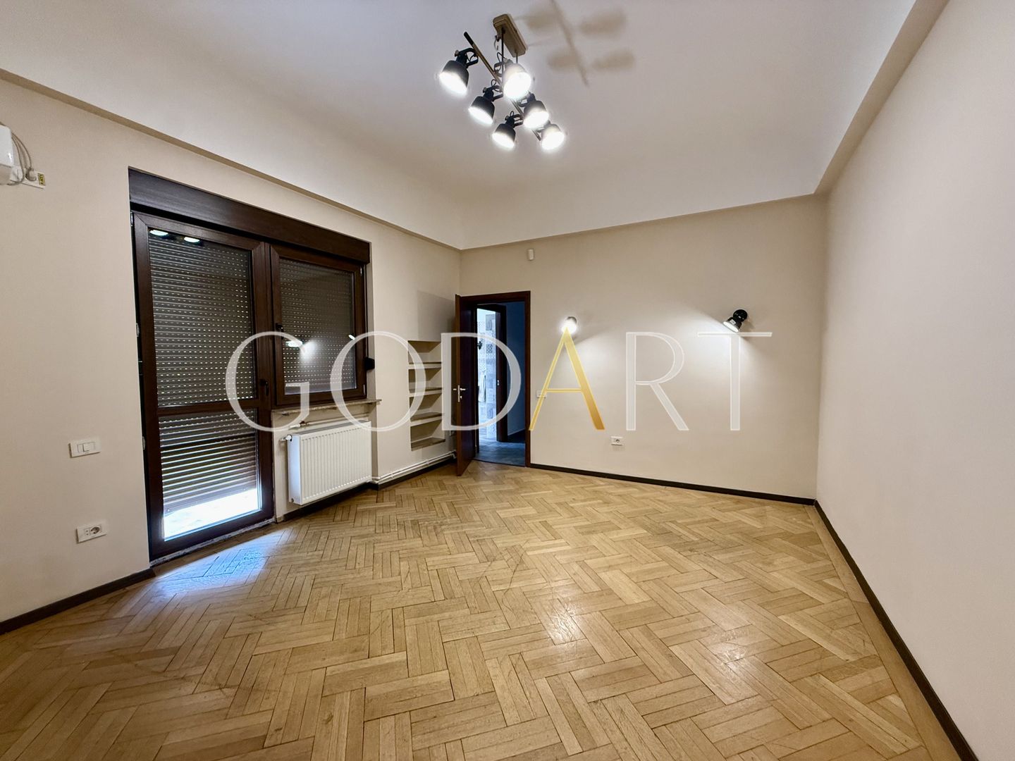 Apartament 5 camere | Central | 215.5 mp - Poză 13