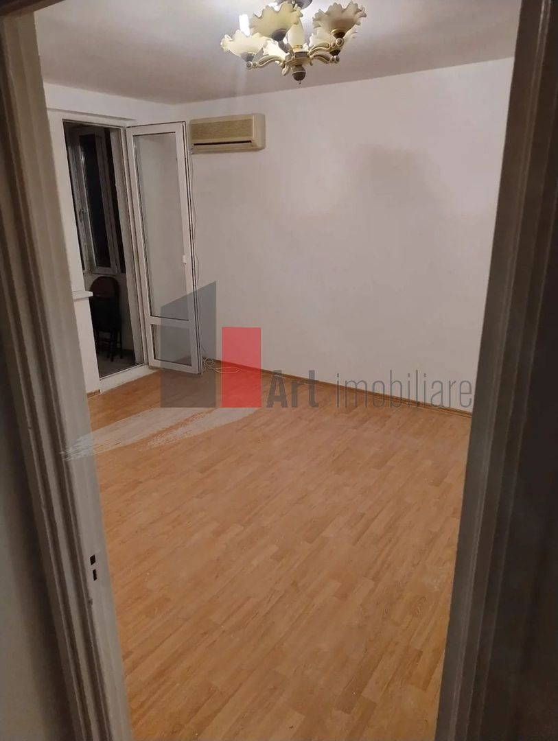 Vânzare apartament 2 camere semidecomandat Piața Progresul - Poză 10