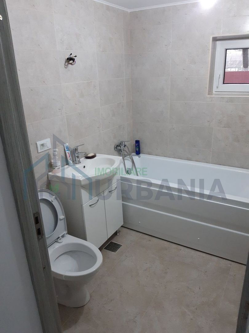 Casă complet renovată și utilată în Prisacani – 70 mp utili, teren 980 mp - Poză 3