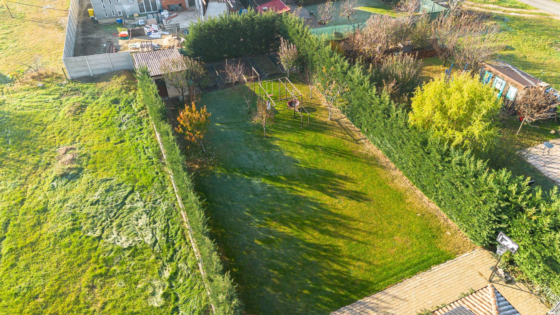 Vila premium cu teren generos! Confort și eficienta in Sanleani - Poză 11