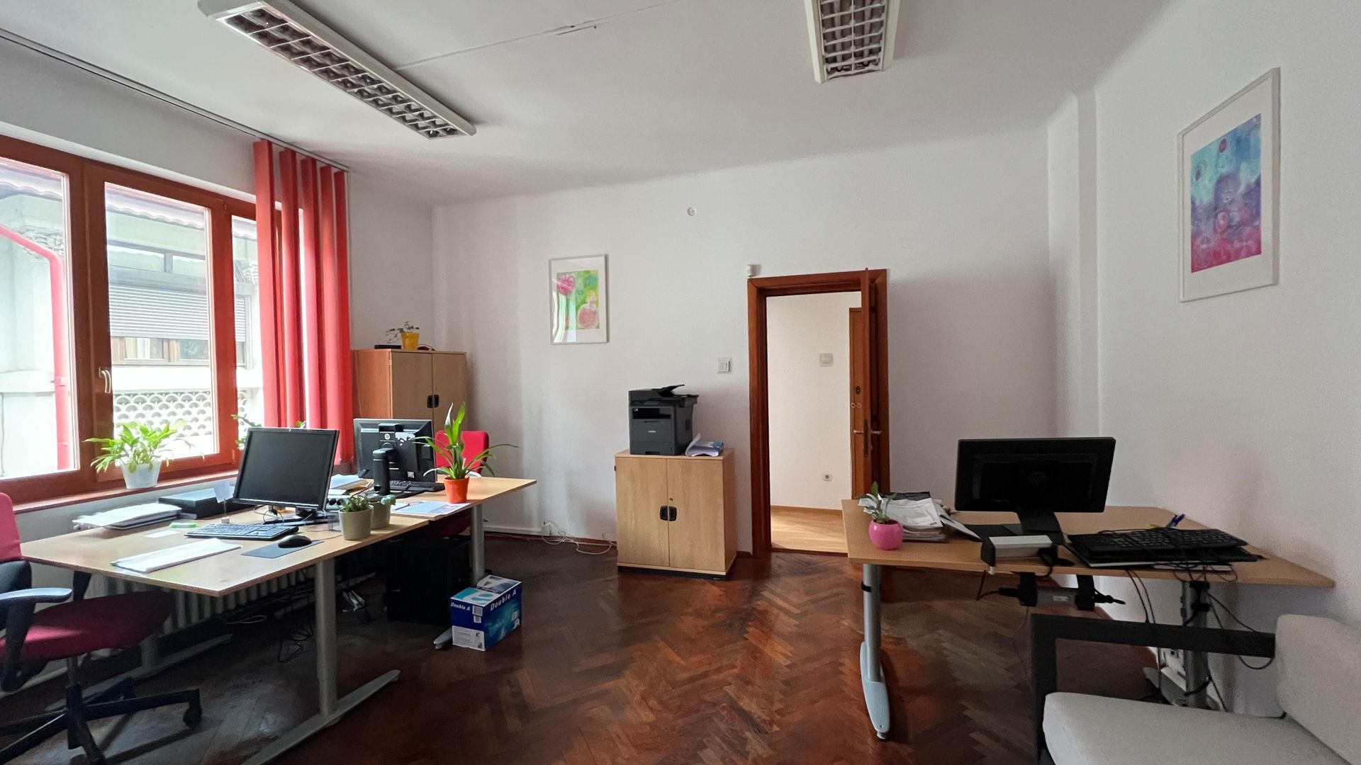 Vilă de Prestigiul în Inima Cartierului Cotroceni – Strada Clunet - Poză 6