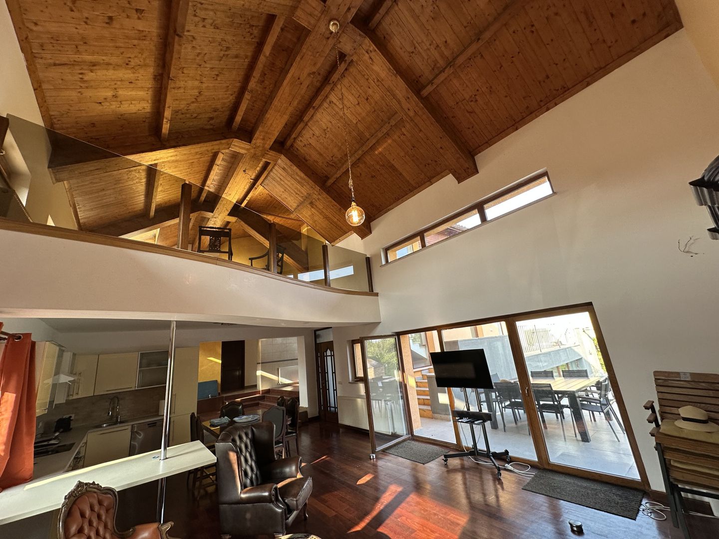 Proprietate cu piscina Dumbravita - Poză 32