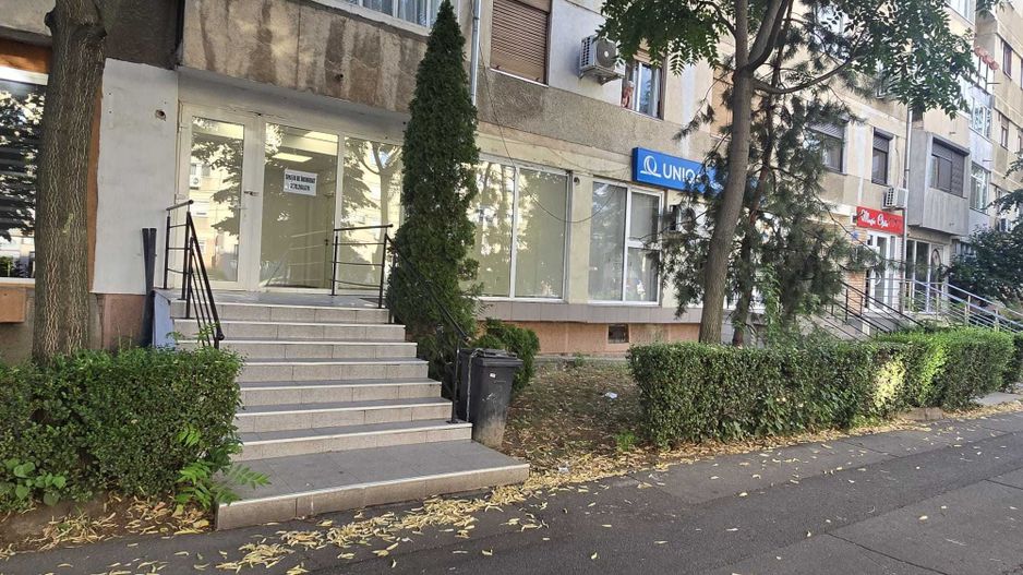 Spațiu de închiriat-Bulevardul Decebal - Poză 4
