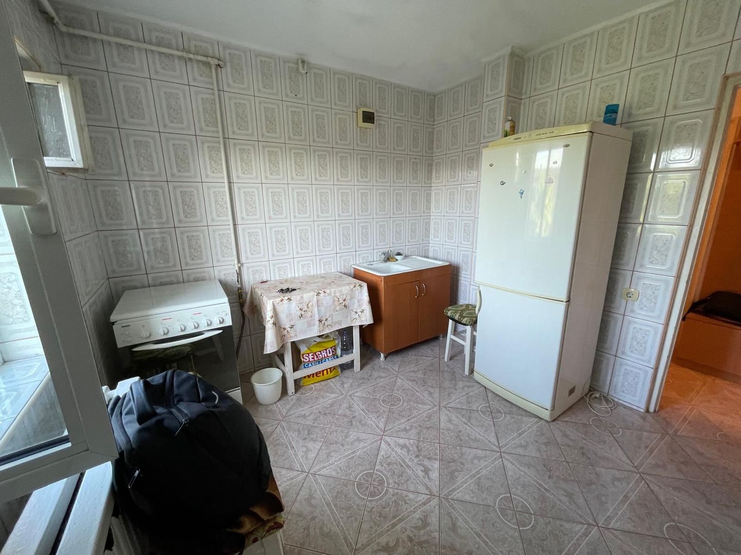 Garsonieră de vânzare Otopeni lângă DN1, Primărie, Centru - Poză 5