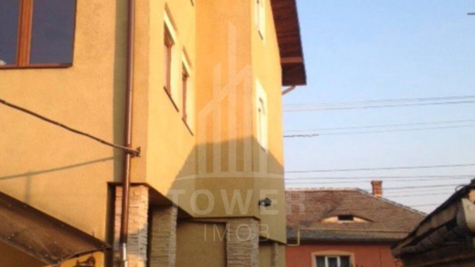 De închiriat Etaj + Mansardă 180 mp | 7 Camere cu 7 Băi | Lupeni - Poză 10