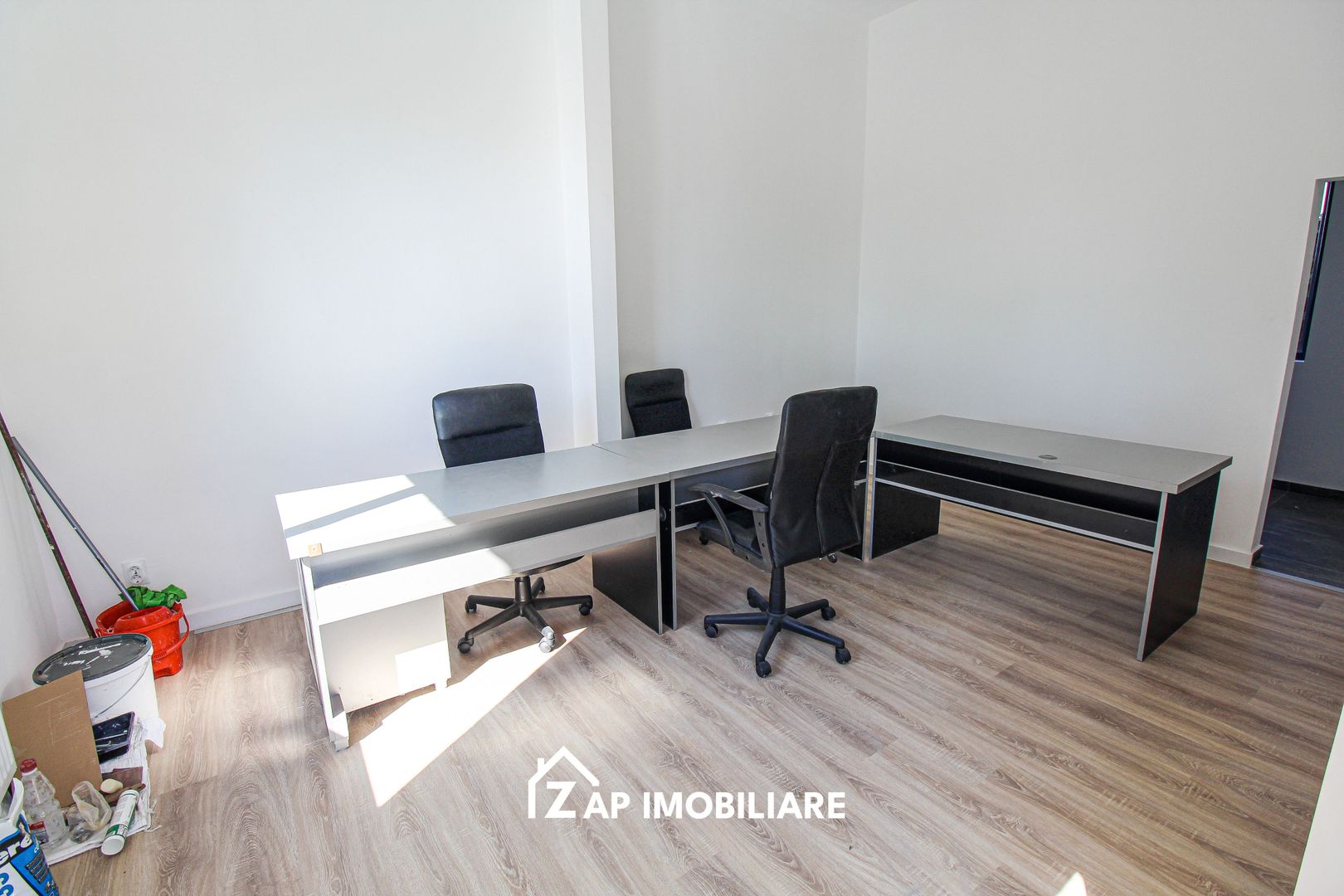 Spatiu birou + Garsoniera + 2 Parcari - Prima inchiriere - Poză 5