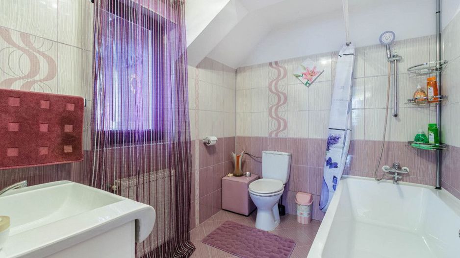 Vila spațioasă și elegantă, aproape de pădure – Tunari, Ilfov - Poză 14