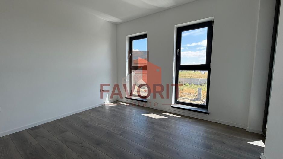 Duplex | COMISION 0 | Curte amenajata | Toate utilitatile | 3 Bai | - Poză 6