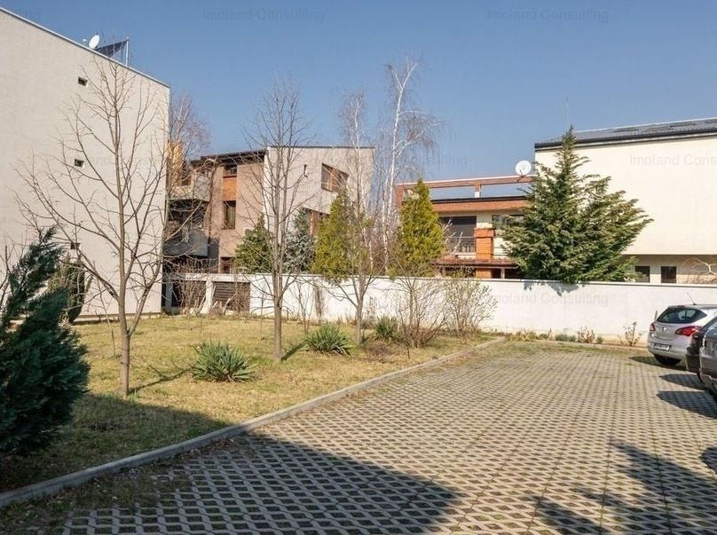 Apartament 4 camere nemobilat zona Petrom City - Poză 3