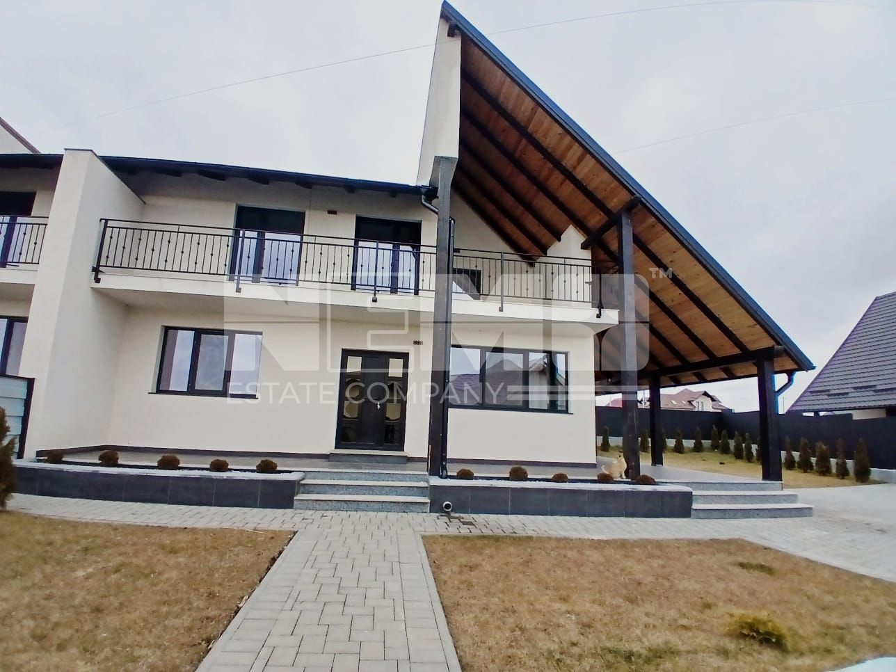 Casă Tip Oglinda I Mitocul Dragomirnei I Suceava I PREȚ: 175.000 € - Poză 1