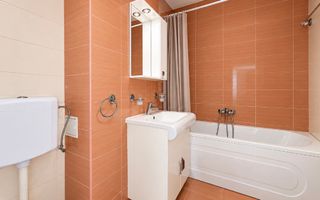 Apartament de inchiriat cu 3 camere, Prima Nufarul - Poză 5