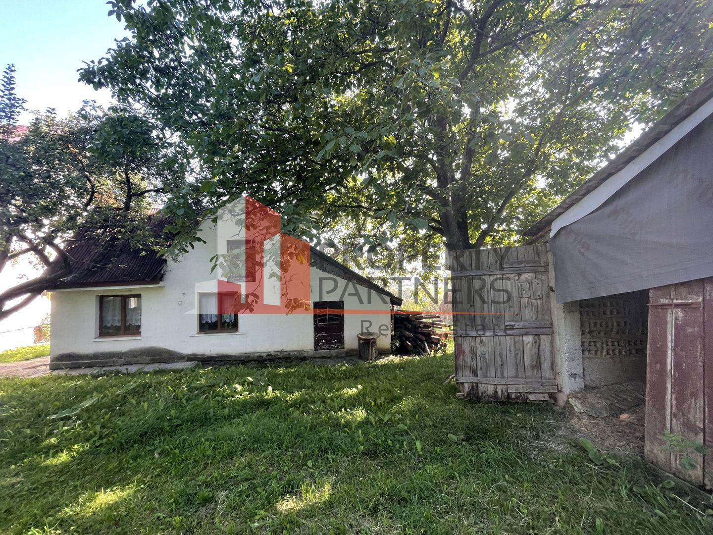 Casa Batraneasca Reconditionata Tohanita Bran 2300 mp Teren - Poză 11