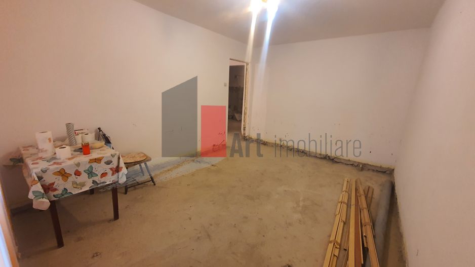Super Ocazie - Ap 4 cam Giurgiu decomandat, parter - Poză 6