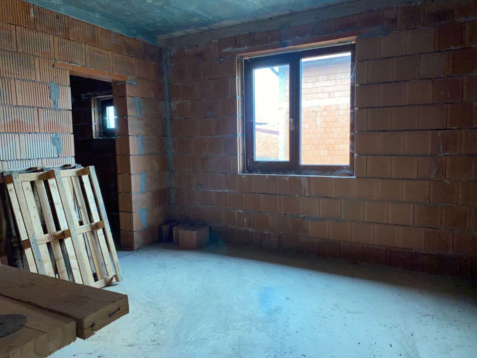 Casa Zimandu Nou 600 mp la rosu - Poză 12